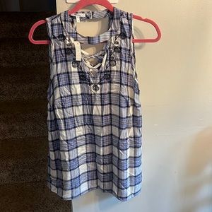 Maurices women’s medium flannel tank, new with tags